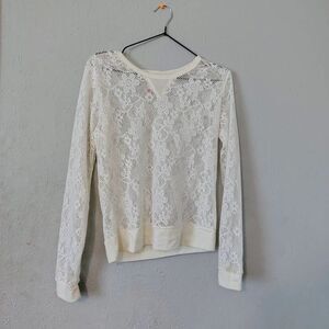 Lace top M